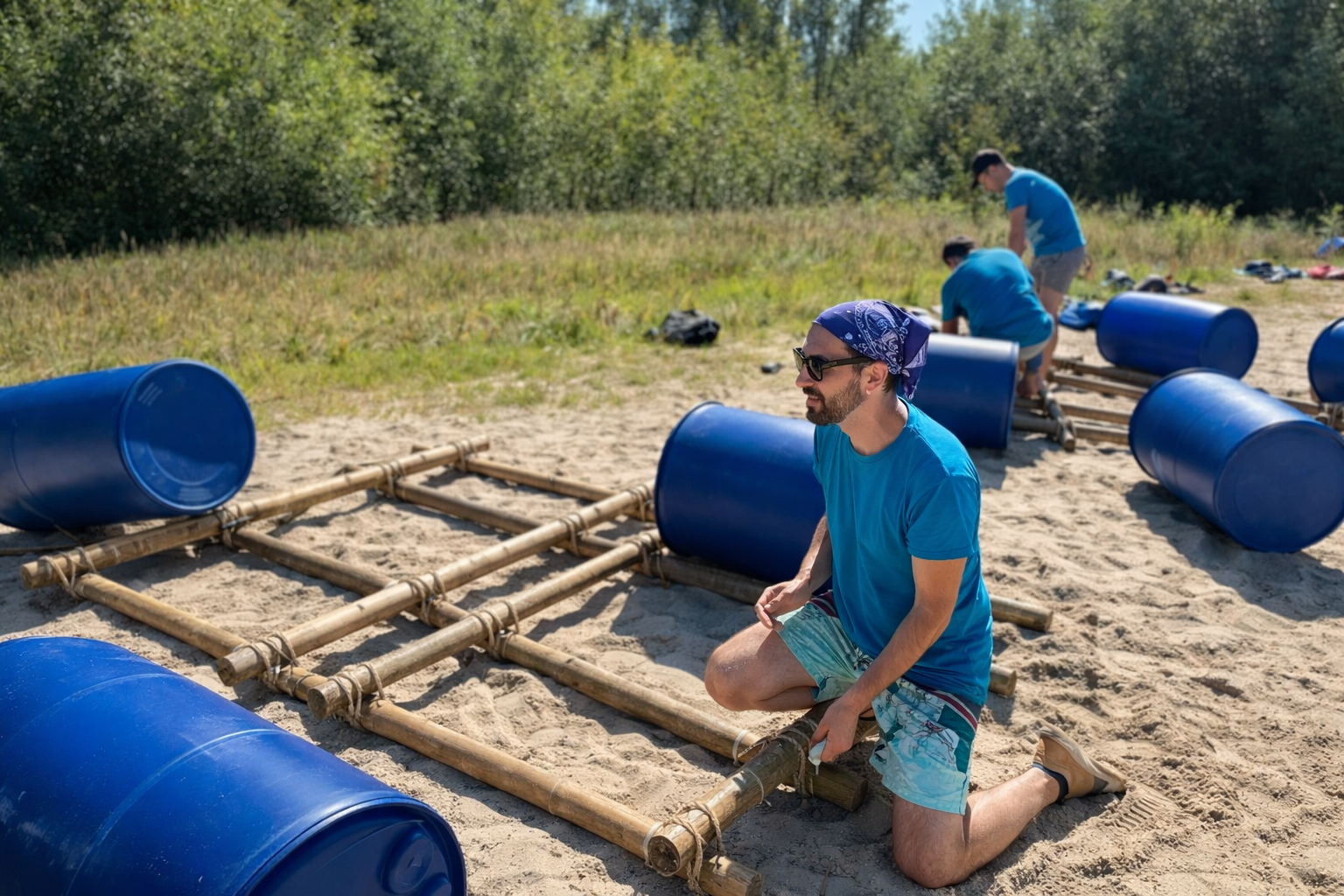 Construction collective du radeau