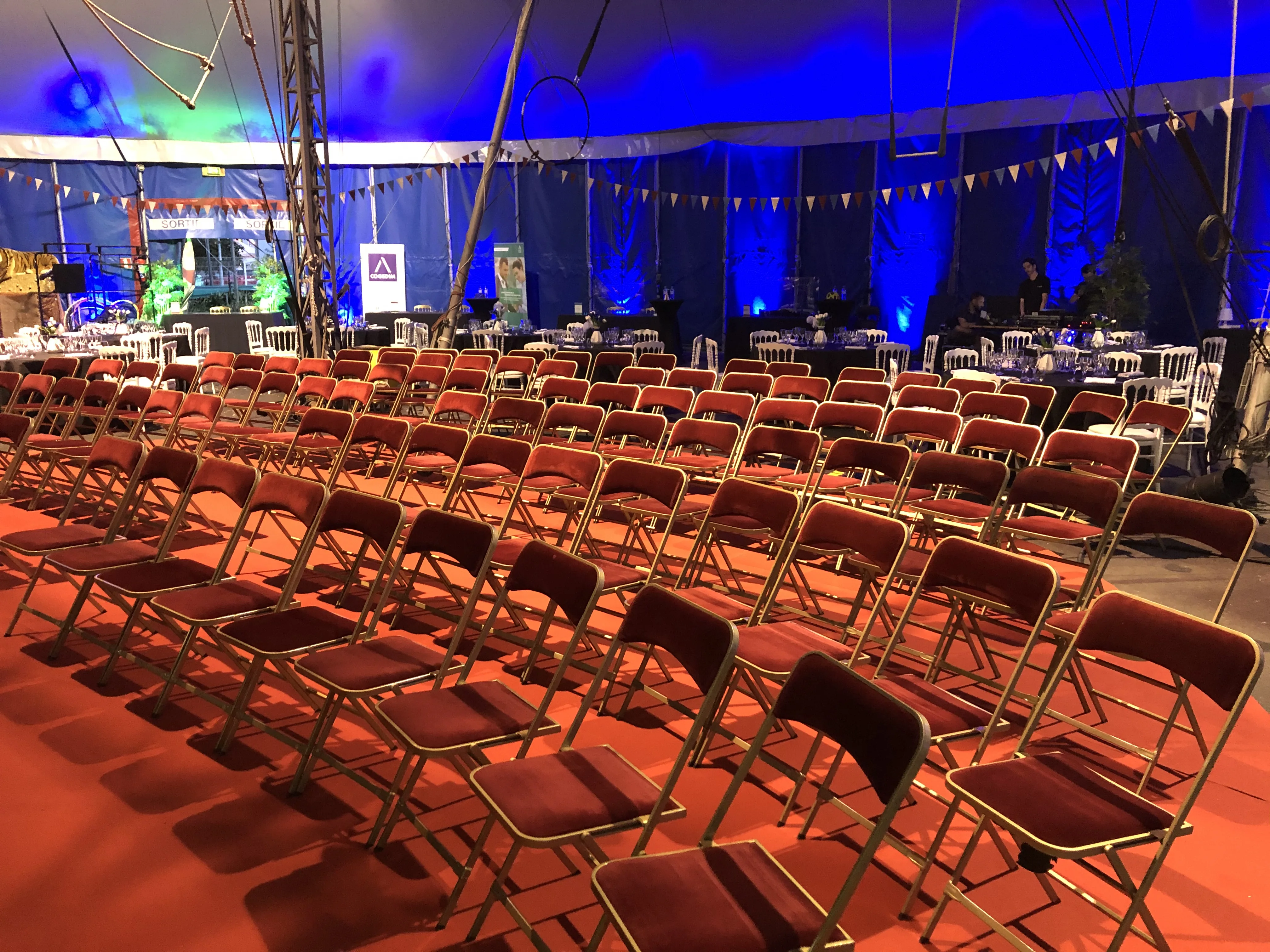 Spectacle de cirque contemporain