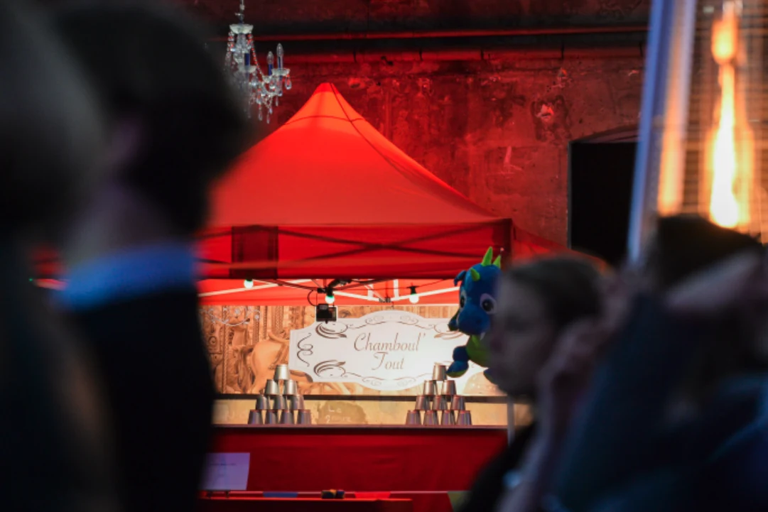 Animation fête foraine en entreprise — stands de jeux et convivialité