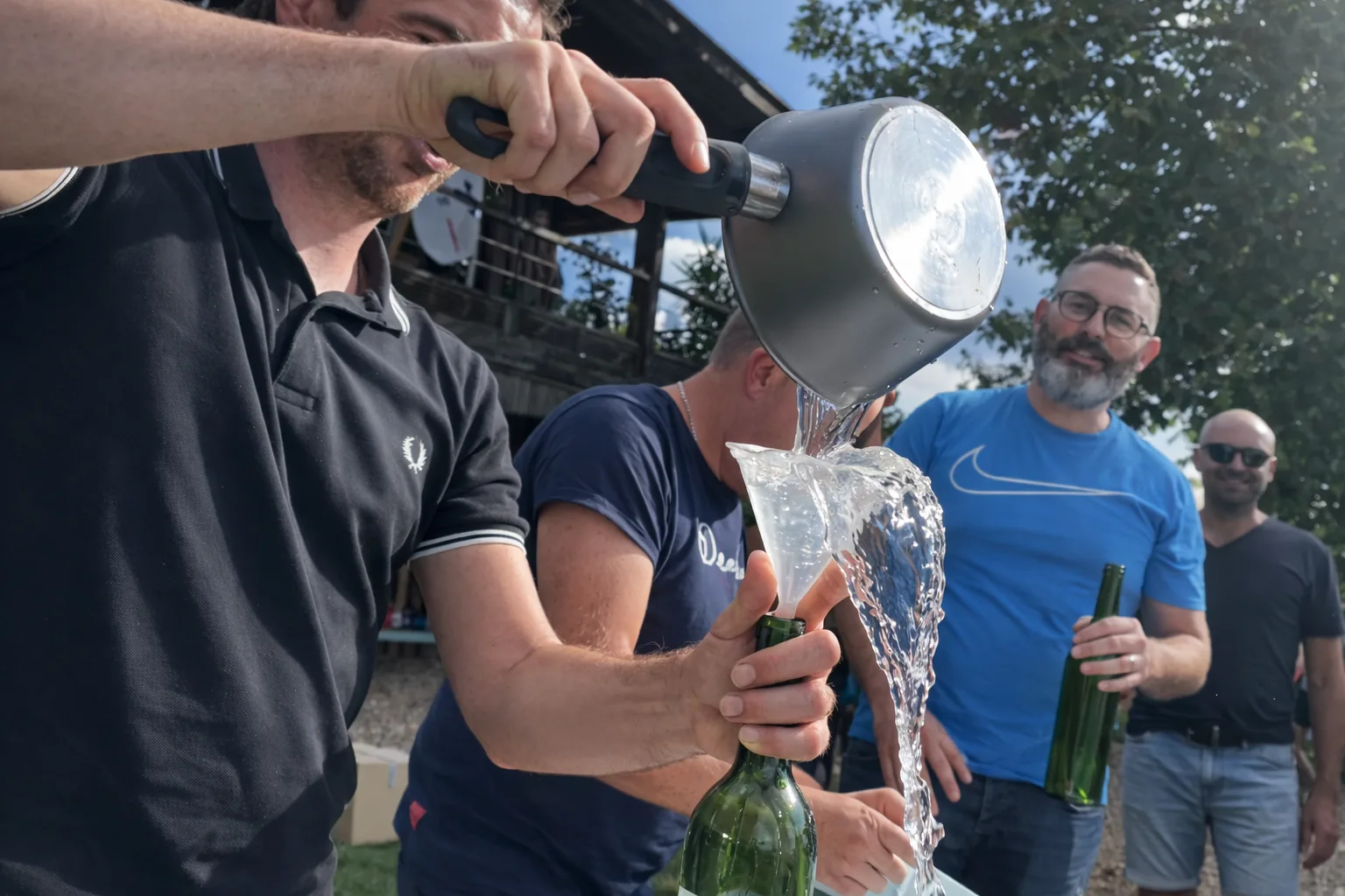 Héritage assemblage de vins team building Bordeaux — animation oenologique entreprise