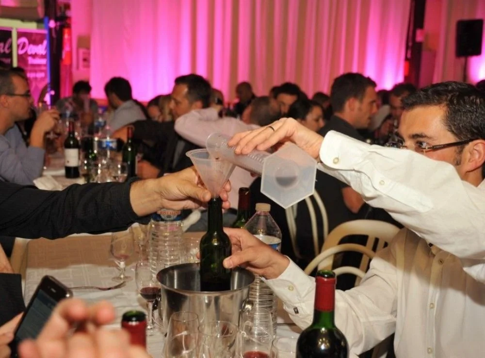 Make Your Wine — assemblage de cépages en équipe, création de la cuvée