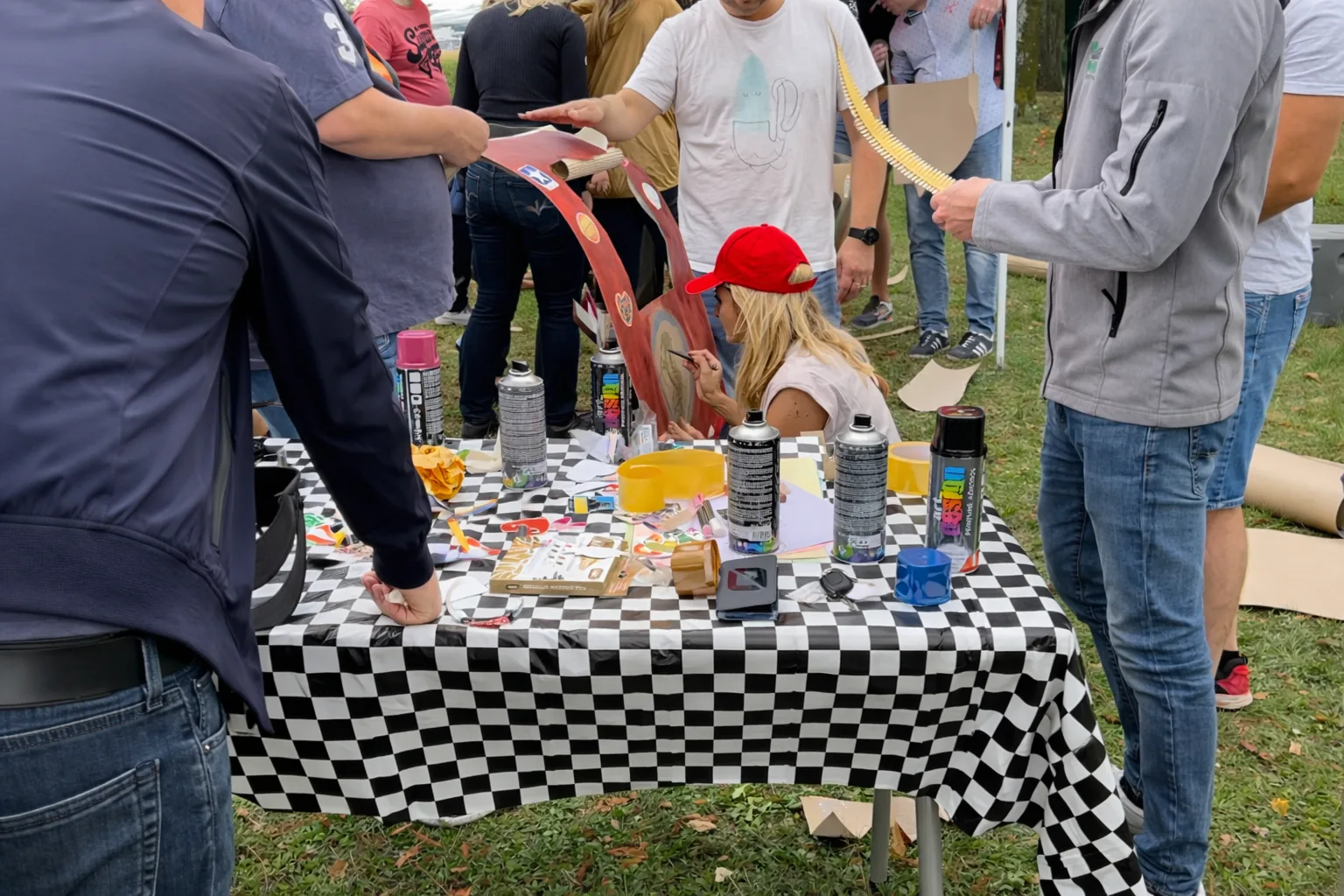 Animation Satanas et Diabolo — team building créatif Bordeaux