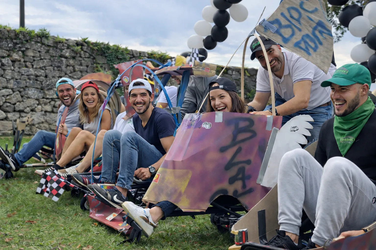 Satanas et Diabolo — course de bolides team building Paris